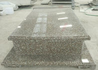 El estilo europeo de las lápidas mortuorias conmemorativas del granito de Brown modificó tamaño/la superficie para requisitos particulares